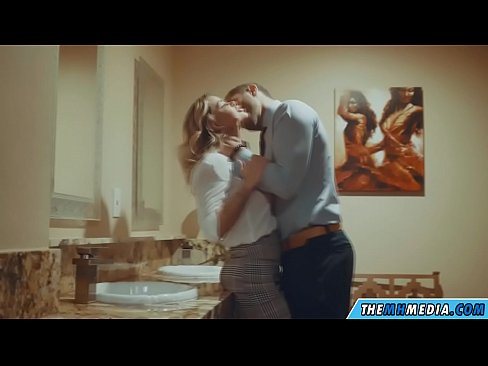 ❤️ Rehefa mamitaka anao ao amin'ny trano fidiovana ho an'ny besinimaro ny blonde be busty Vaovao rosiana amin'ny mg.megaofertas.top ❌️❤